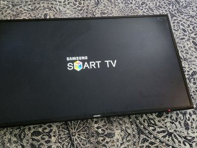 Samsung 55" Class J6200 Full LED Smart TV
