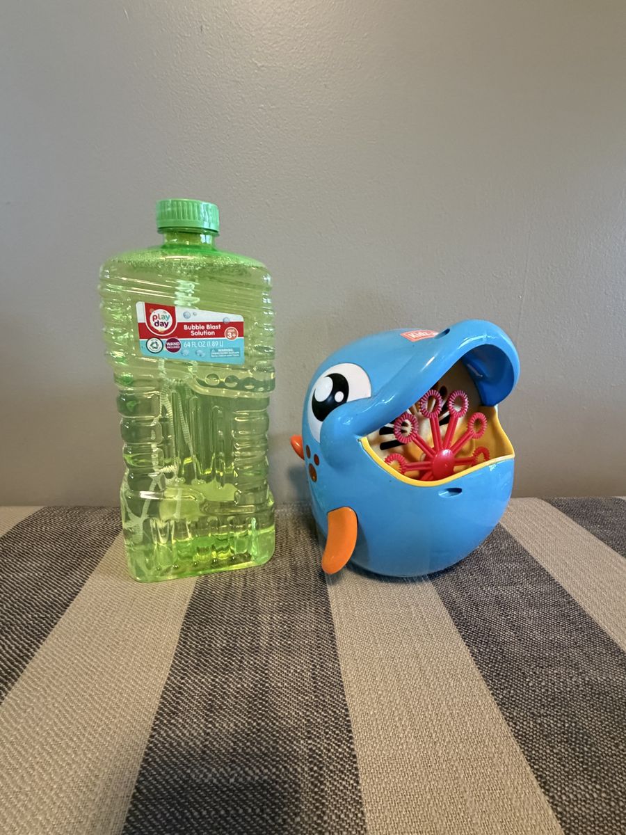 Kidz Time Whale Bubble Machine with Sealed New Bubble Solution
