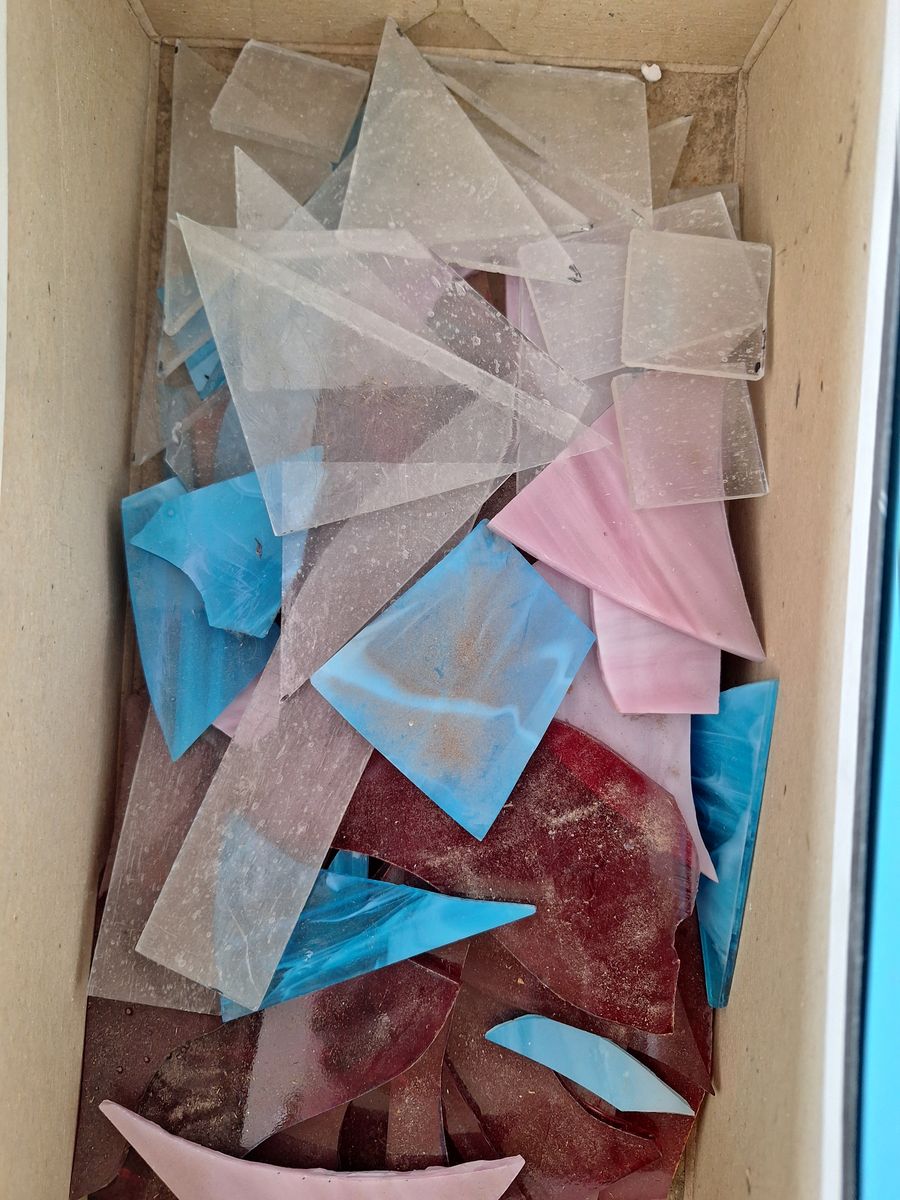 Main image 3