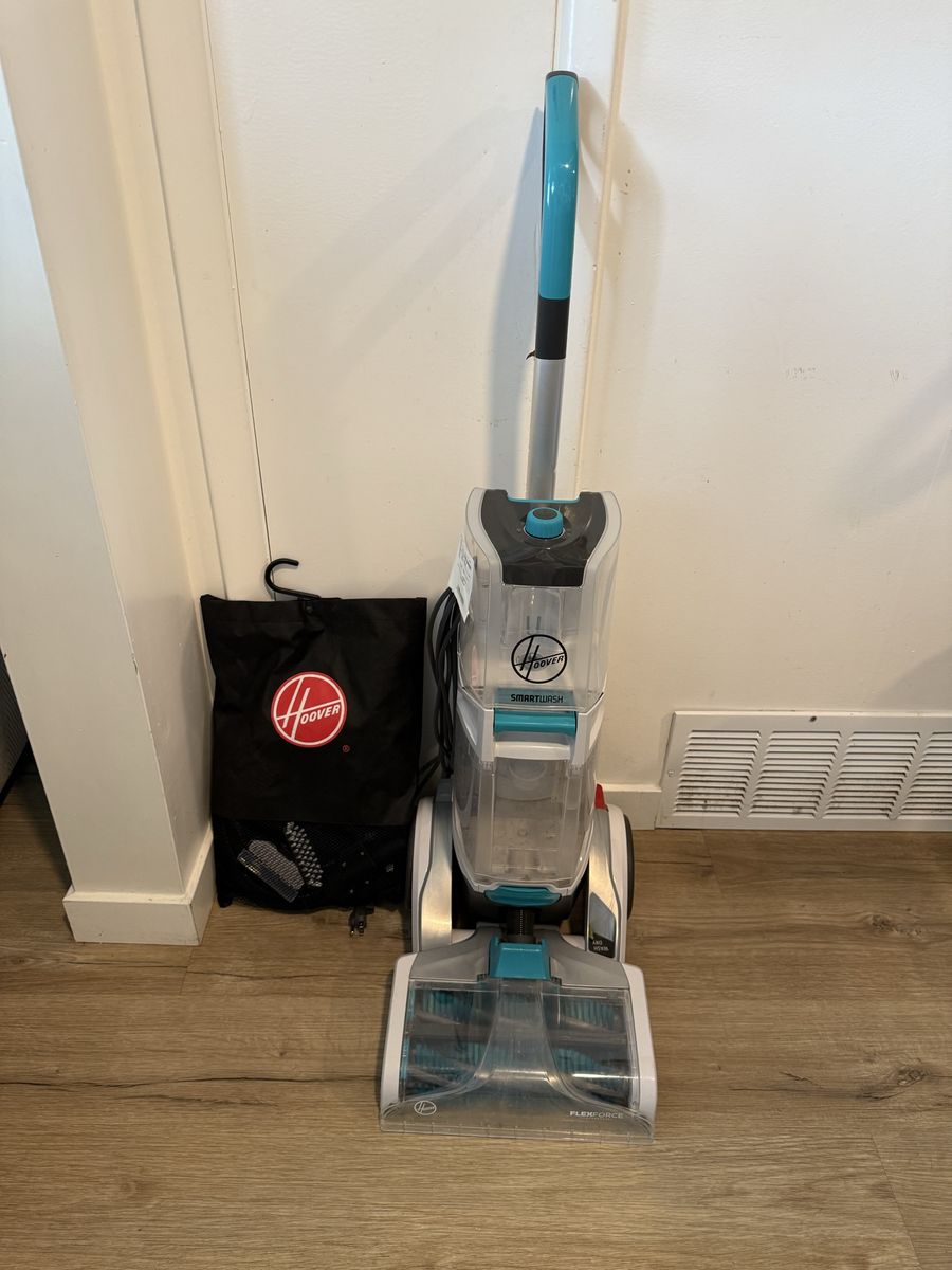 Hoover SmartWash Plus Carpet Cleaner