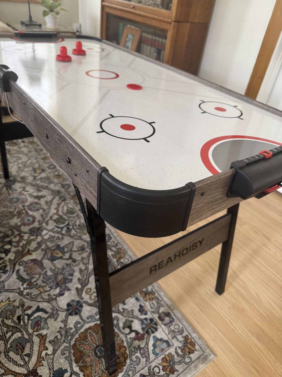Air Hockey Table