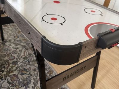 Air Hockey Table