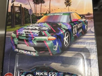 Hot Wheels Premium Boulevard Nissan Skyline GT-R (R32) Pandem & Porsche 356 Outlaw Diecast Cars