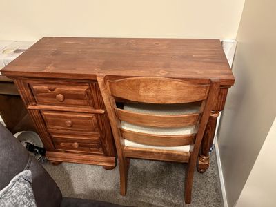 Broyhill Wood Desk with Chair