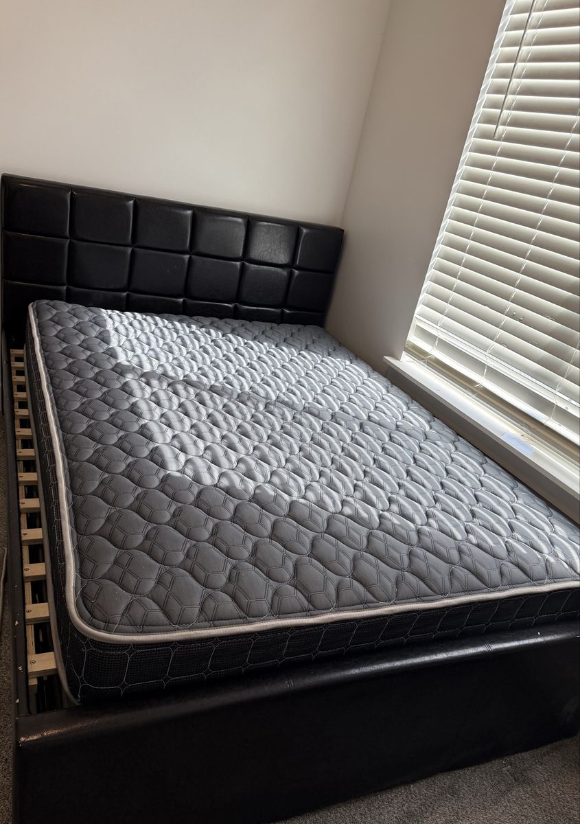 Black Faux Leather Upholstered full Bed Frame w/ twin under also with Tufted Headboard