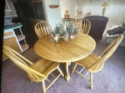 48” Solid Oak Table, 6 Chairs, & Ext. Leaf