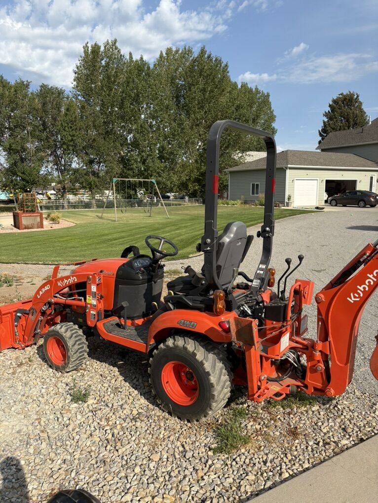 Subcompact Tractor