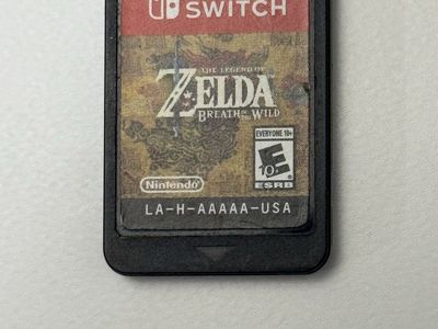 Nintendo Switch Game / Zelda Breath Of The Wild / Good Condition
