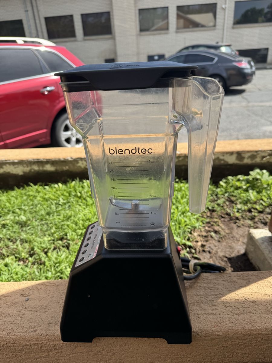 Main image 11