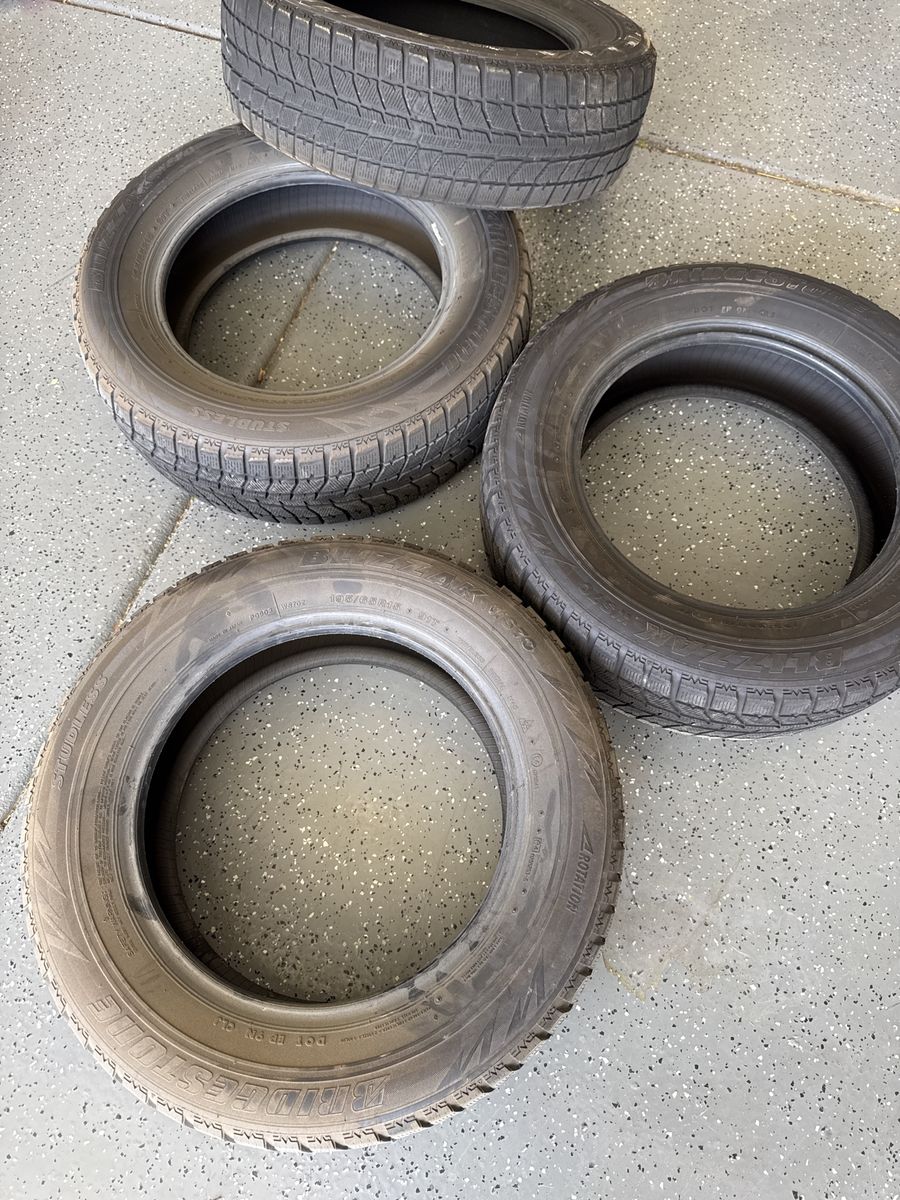 Snow Tires Bridgestone Blizzak Ws70 tires