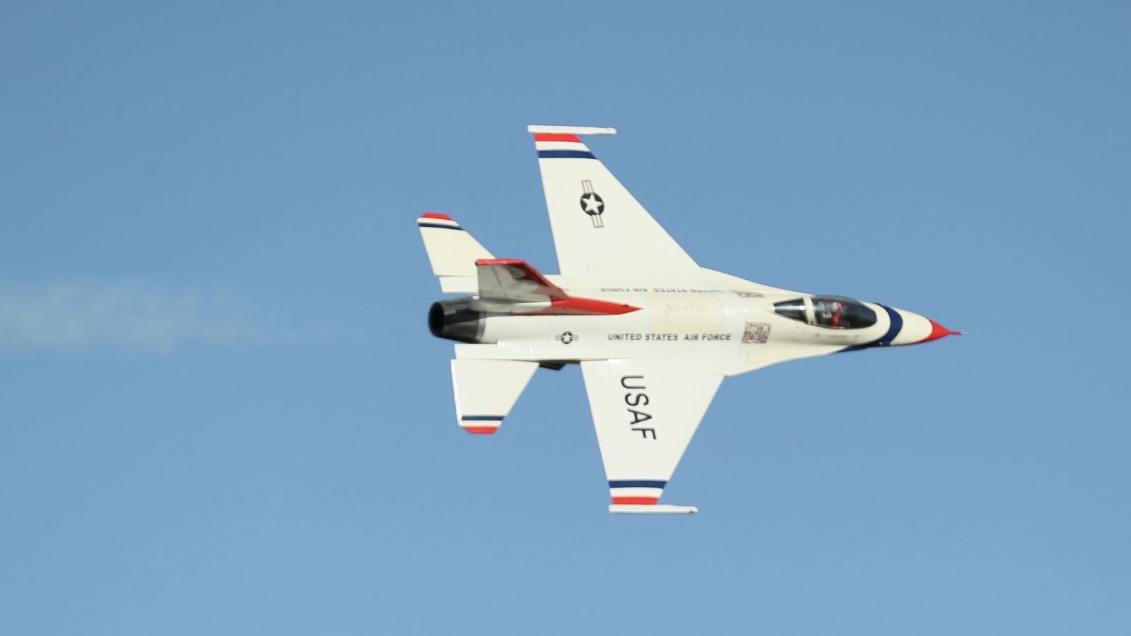 TopRcModel 1/6 Turbine F-16 Thunderbird