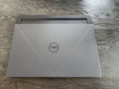Dell G15 5530