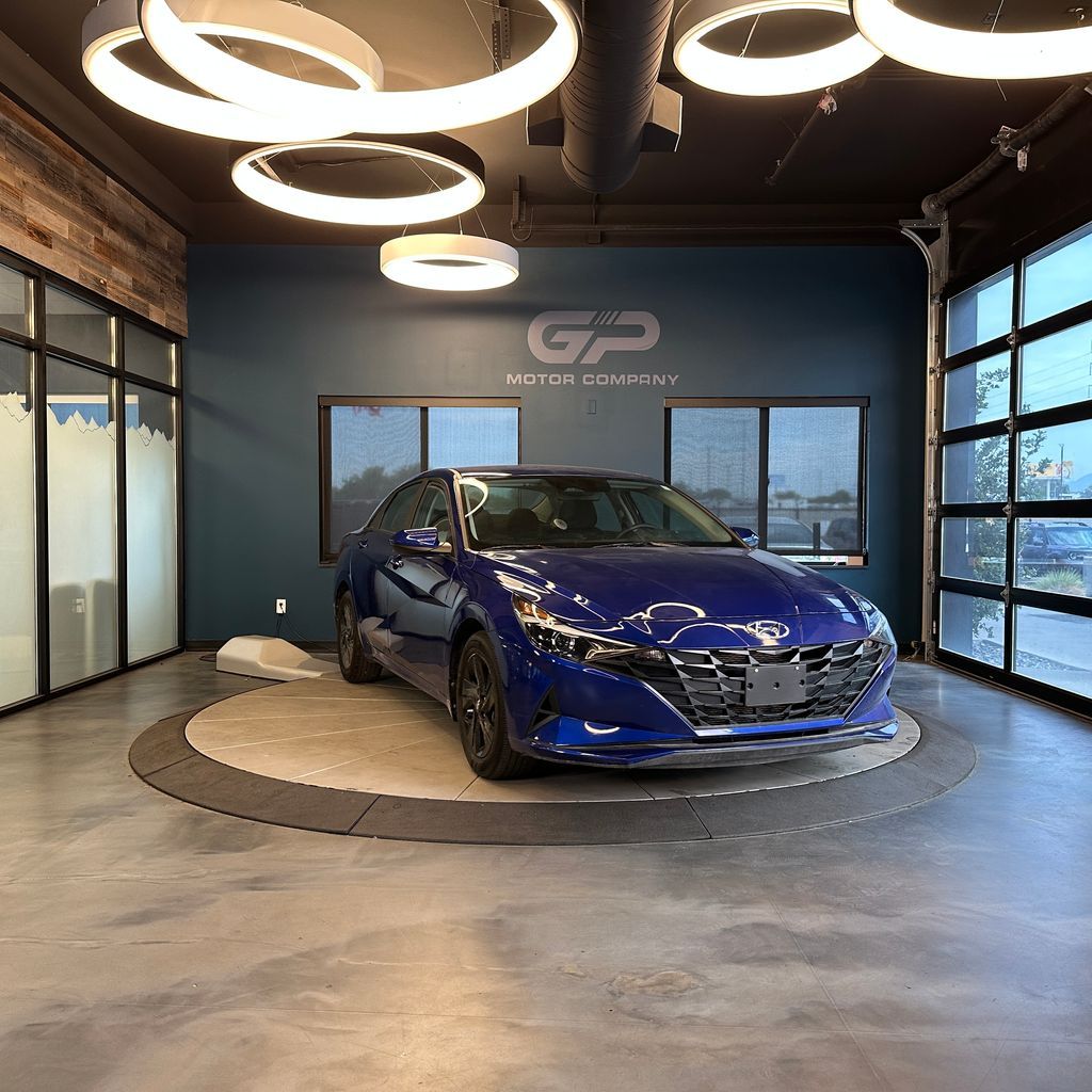 2023 Hyundai Elantra SEL — rebuilt & branded title, 24% below market