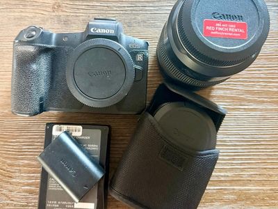 Canon EOS R - RF 24-105mm f/4L IS USM - Canon Mount Adapter EF-EOS R