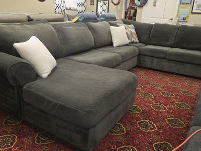 🩶 Large 3-Piece Sectional