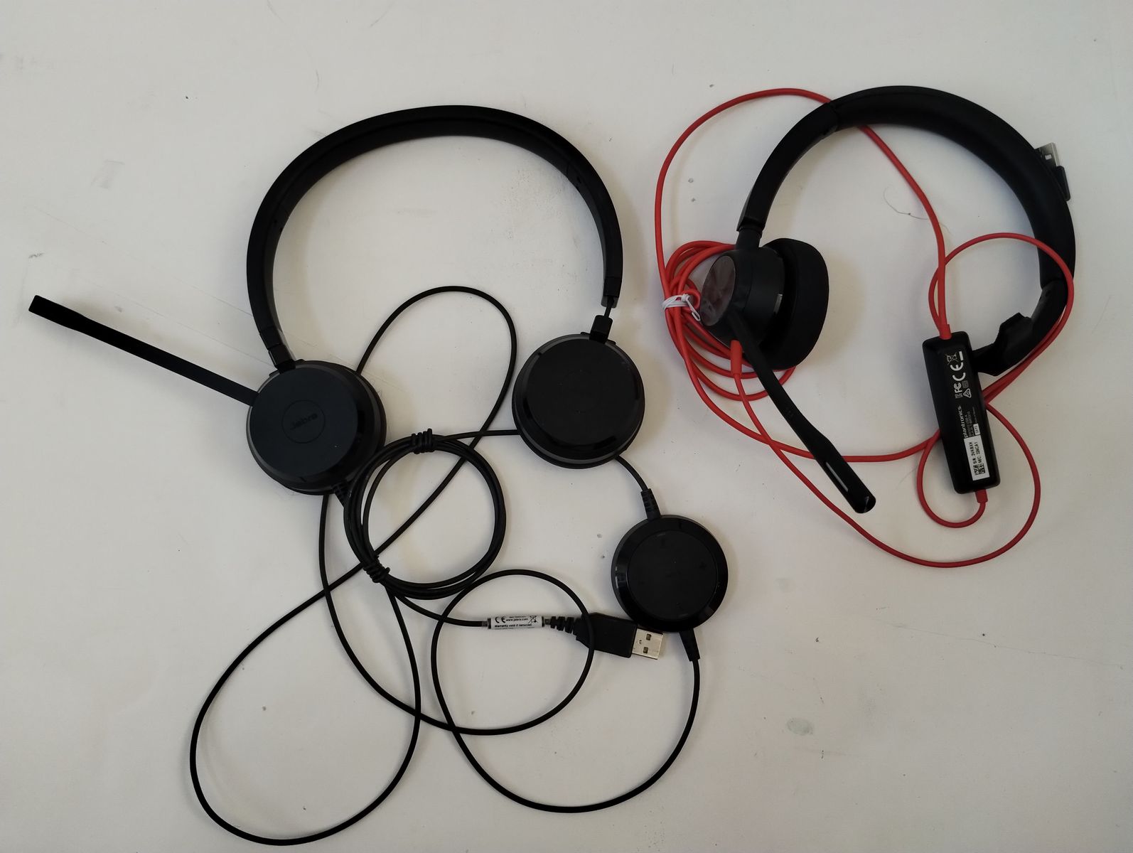 Computer headphones/headsets Poly & Jabra