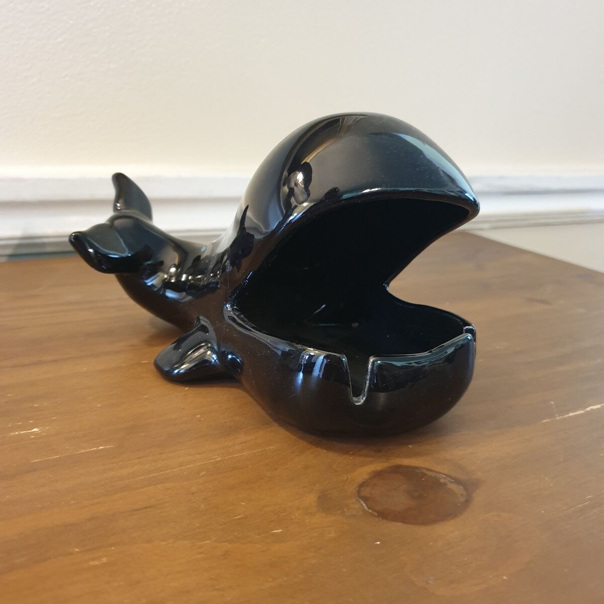 Vintage Vohann of California Black Whale Ashtray