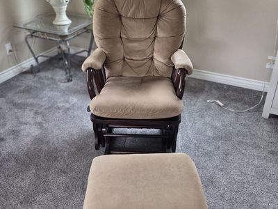 Rocking chair with foot rest