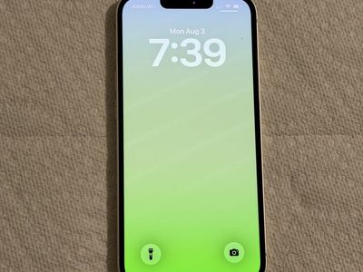 iPhone 13 128GB (Unlocked)
