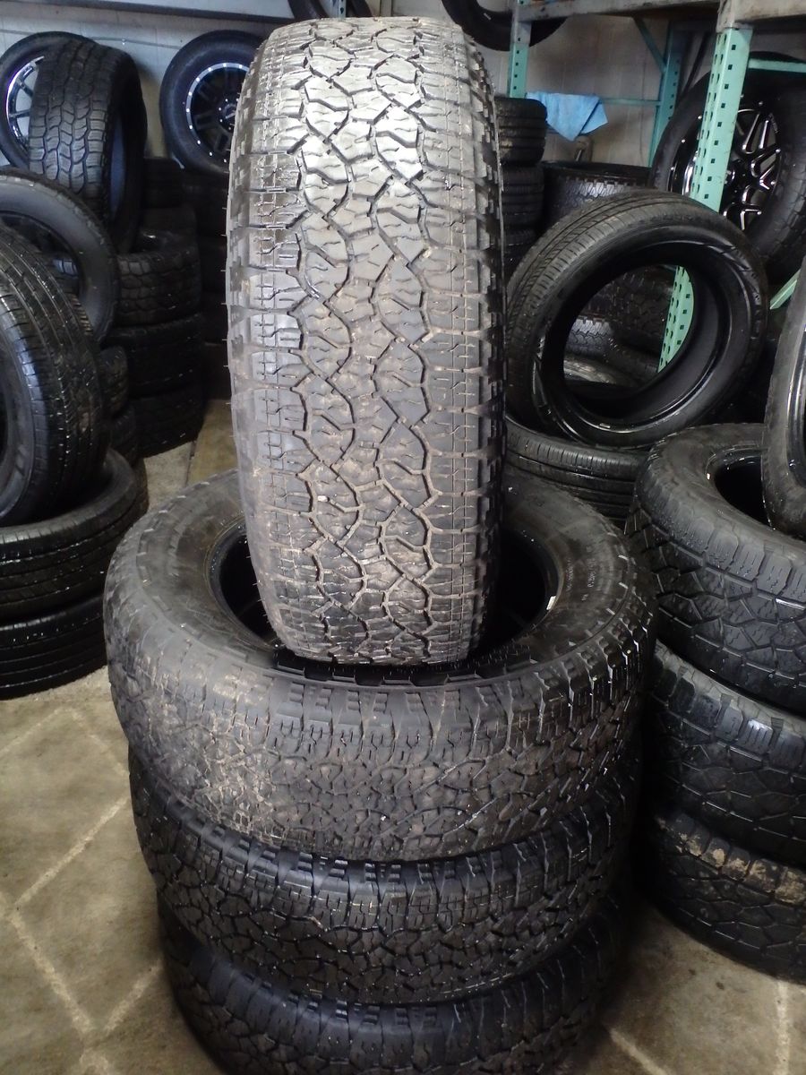 275/60R20 GOODYEAR WRANGLER TRAIL RUNNER A/T SET OF USED TIRES