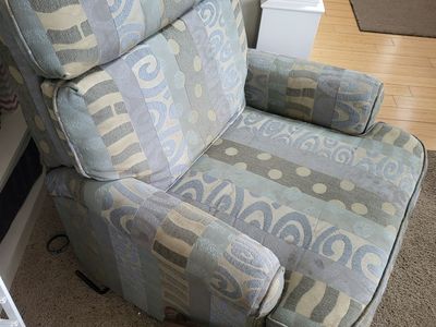 Motorhome Rocking/Reclining Chair