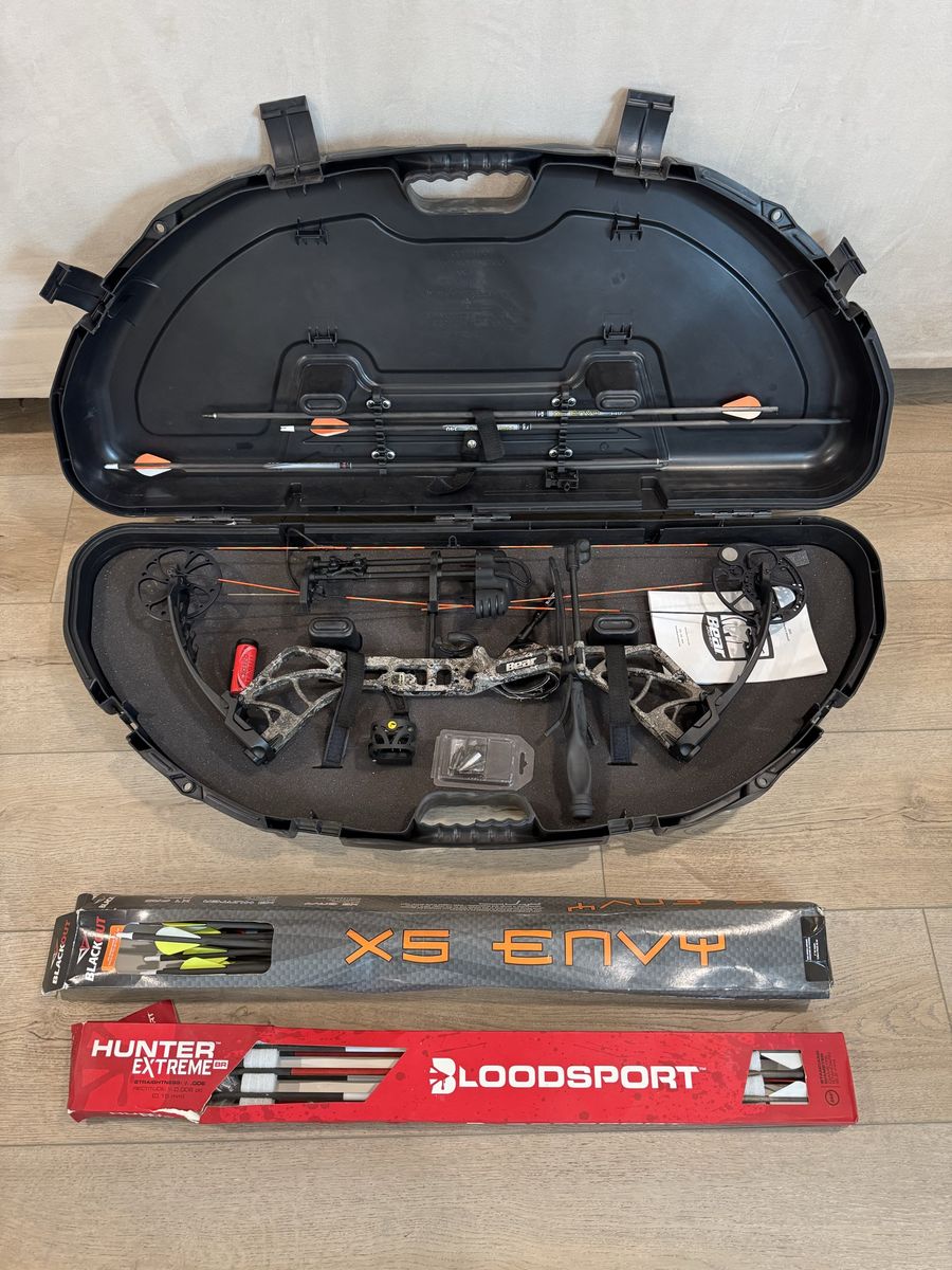 Bear Species Compound Bow Package