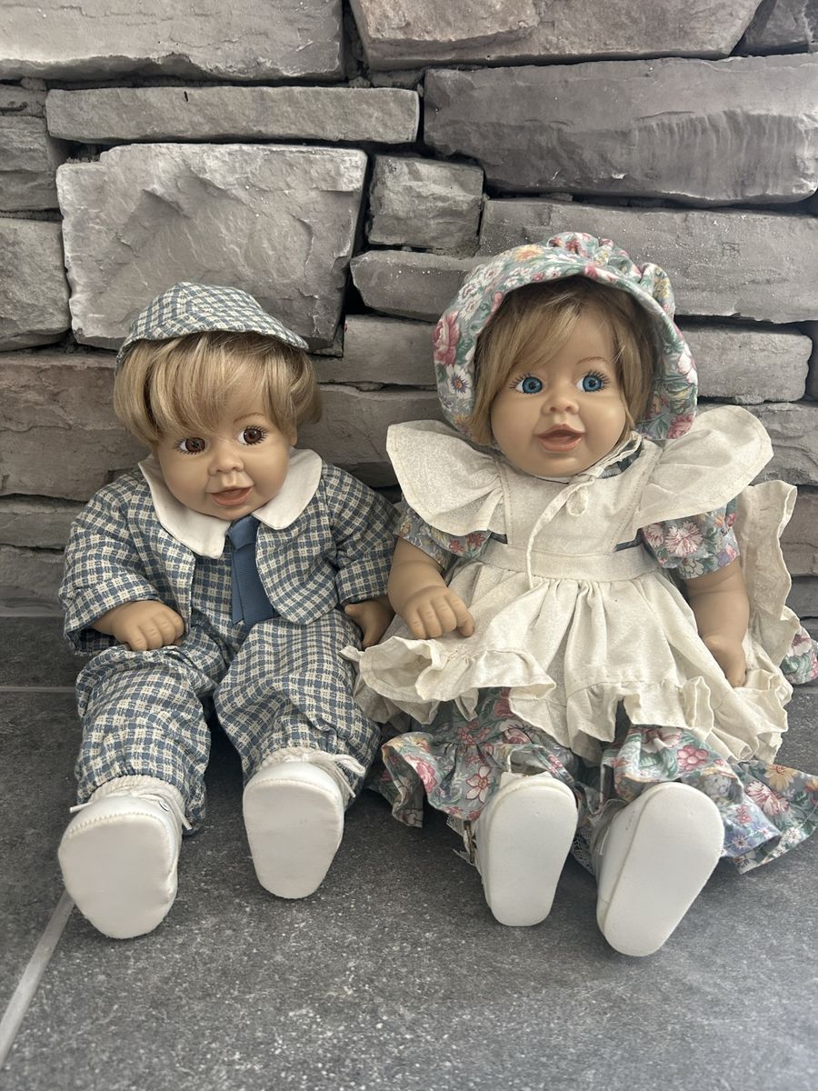 Vintage Pioneer Dolls