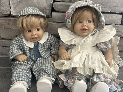 Vintage Pioneer Dolls