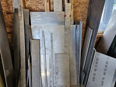Stainless steel plate remnants, scraps,sheets ect. Scrapping soon.