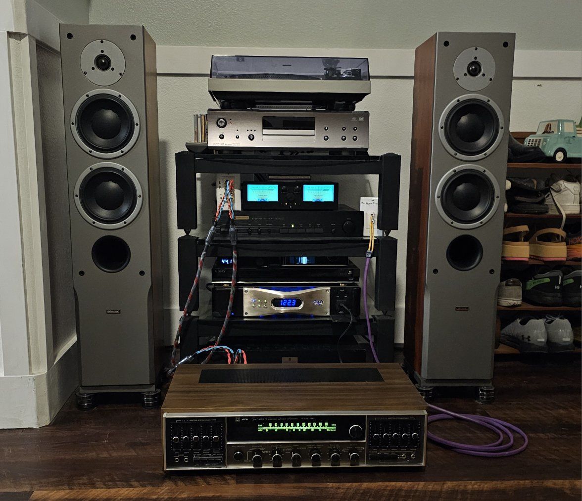 Main image 4