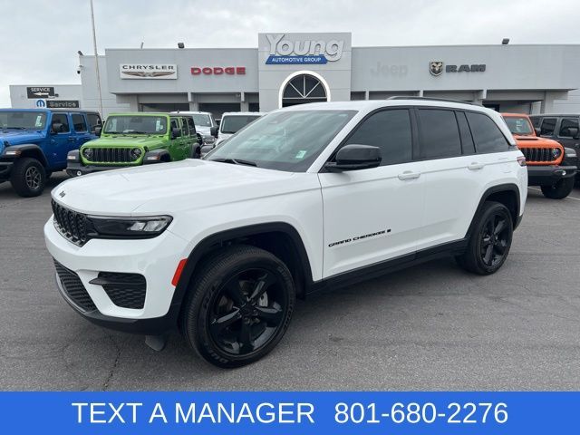 2023 Jeep Grand Cherokee Altitude