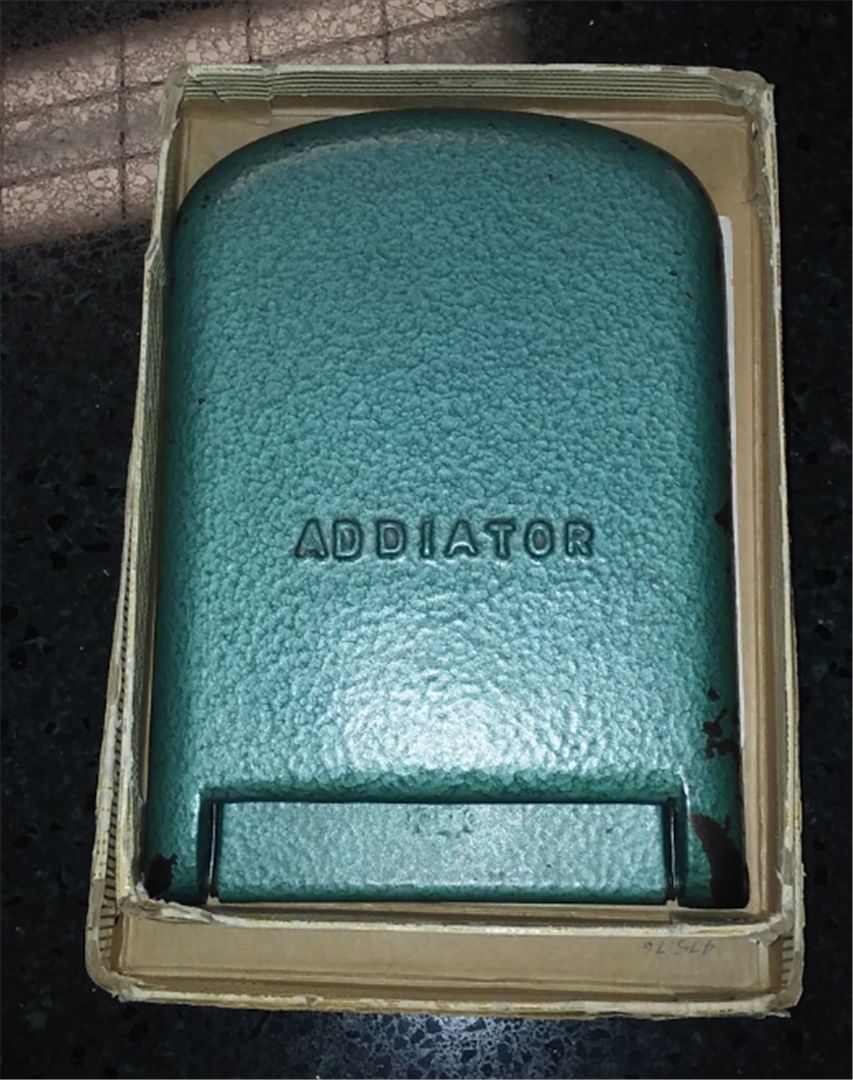 Vintage Addiator Fractomator Pocket Adding Machine with Case
