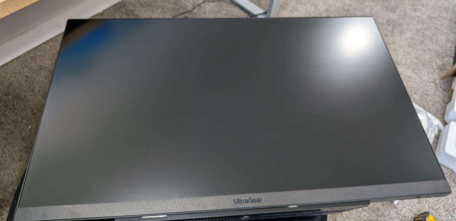 27" 1440p 240hz G-sync/Freesync Monitor (LG 27GR83Q-B)