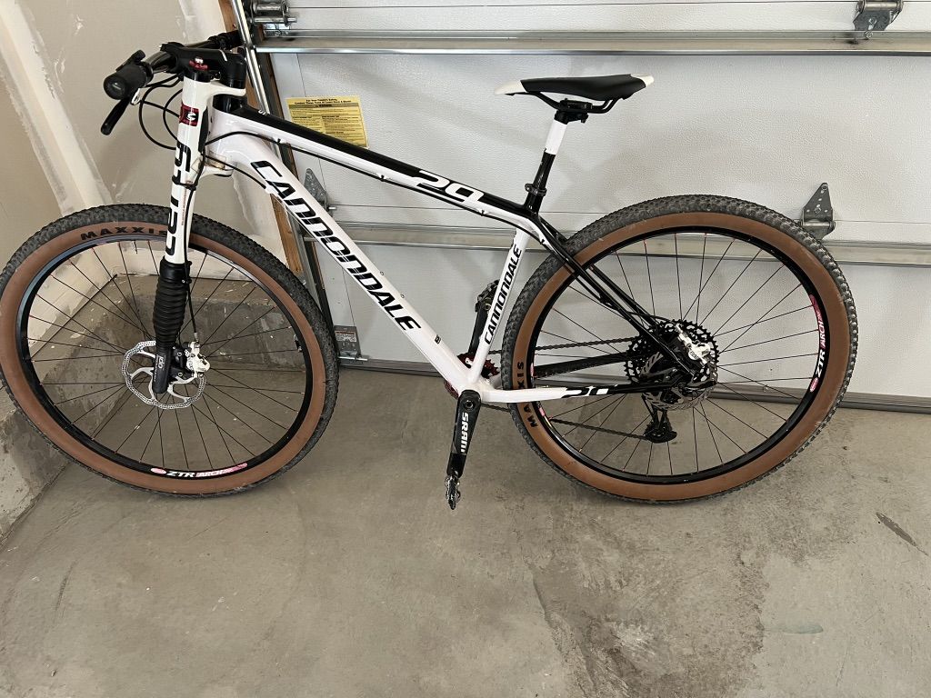 Cannondale Carbon Fiber Flash 29er XC Hardtail
