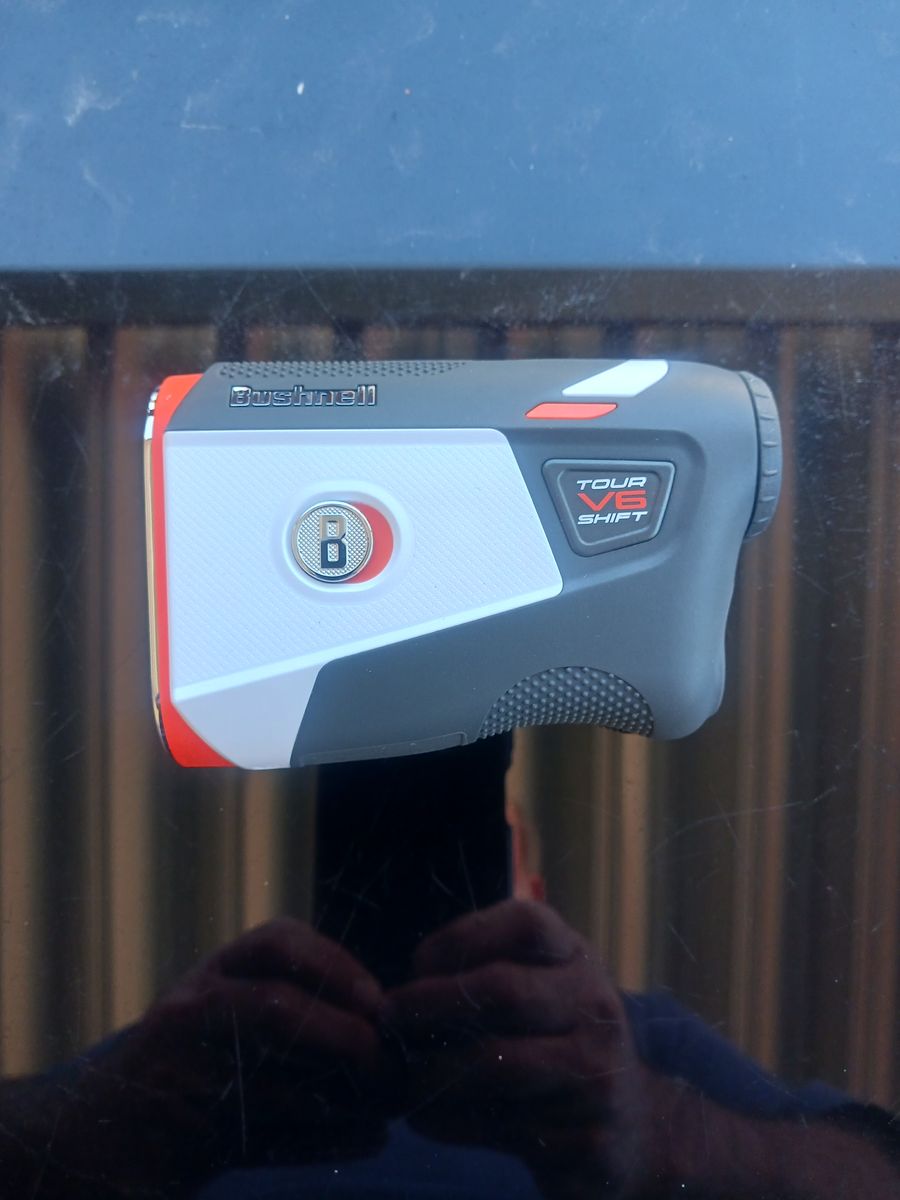 Bushnell Tour V6 Shift Range Finder