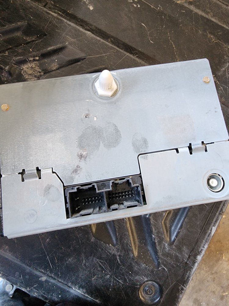 Main image 3