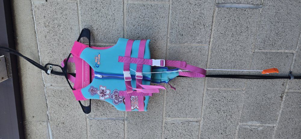 girls life vest