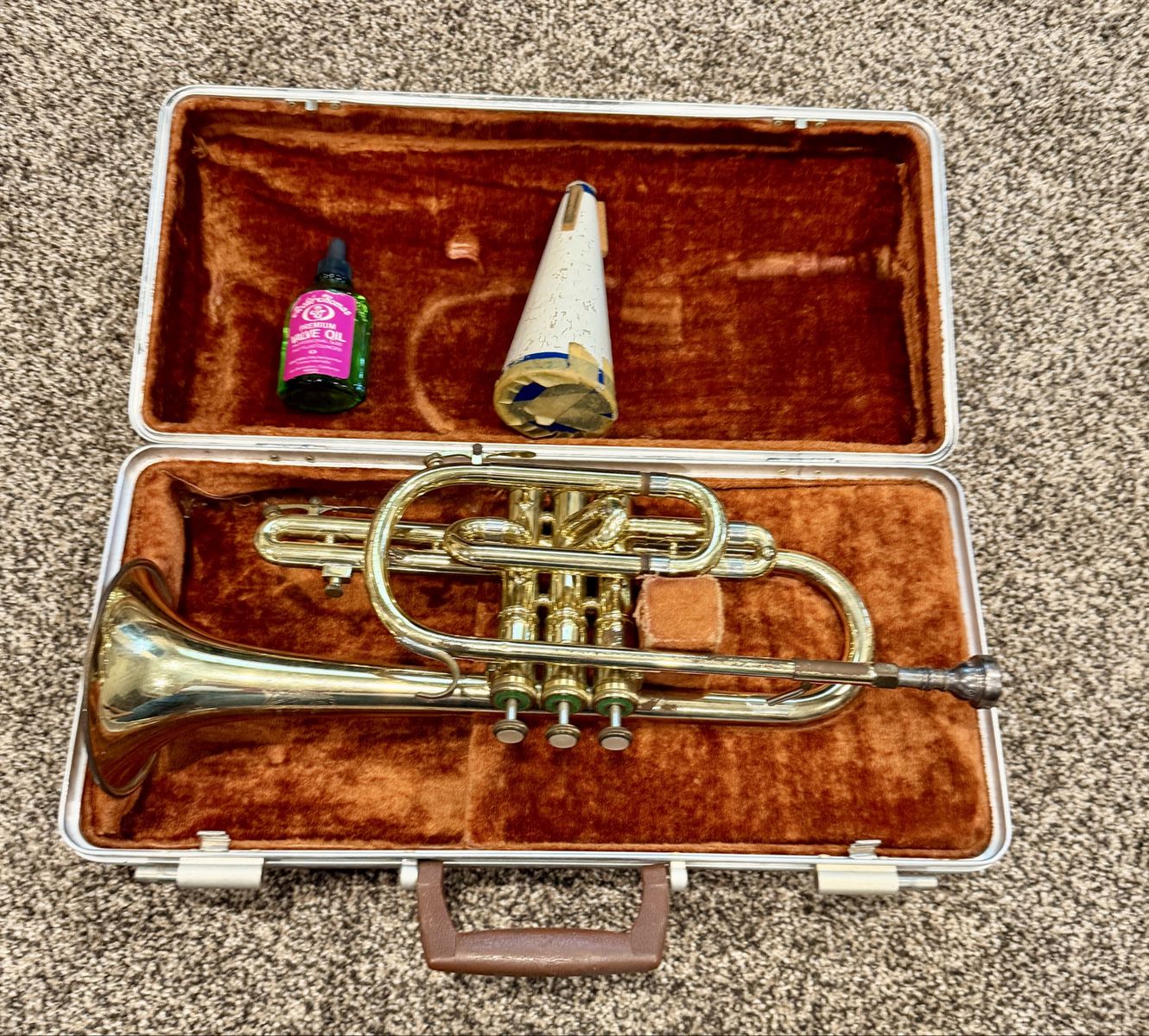 Main image 2