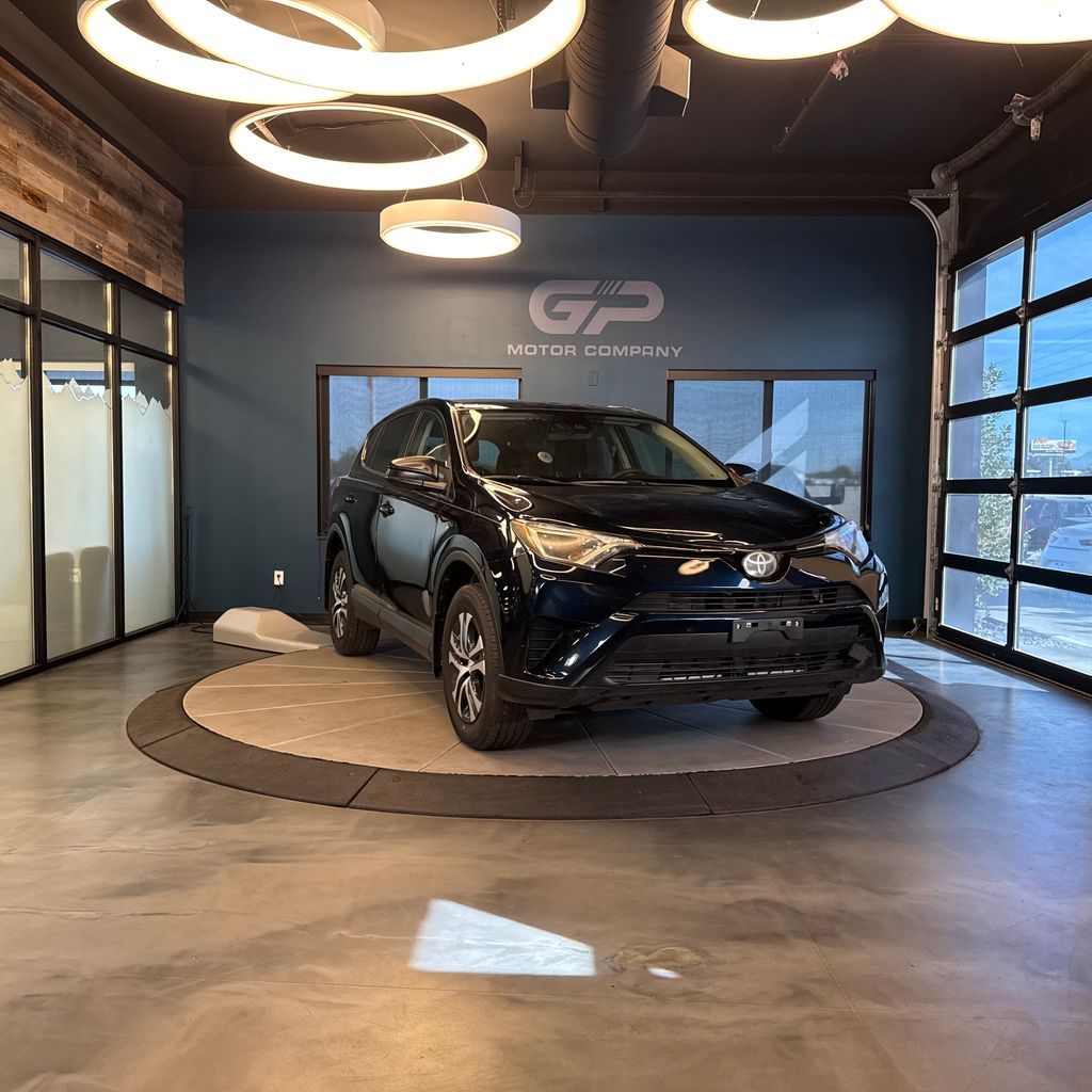 2018 Toyota RAV4 LE