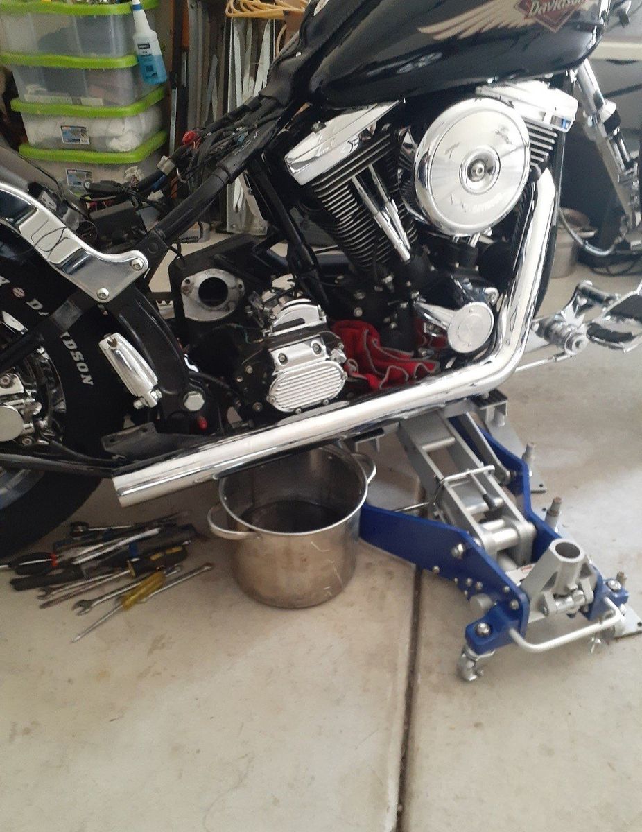 1500 lb capability motorcycle jack