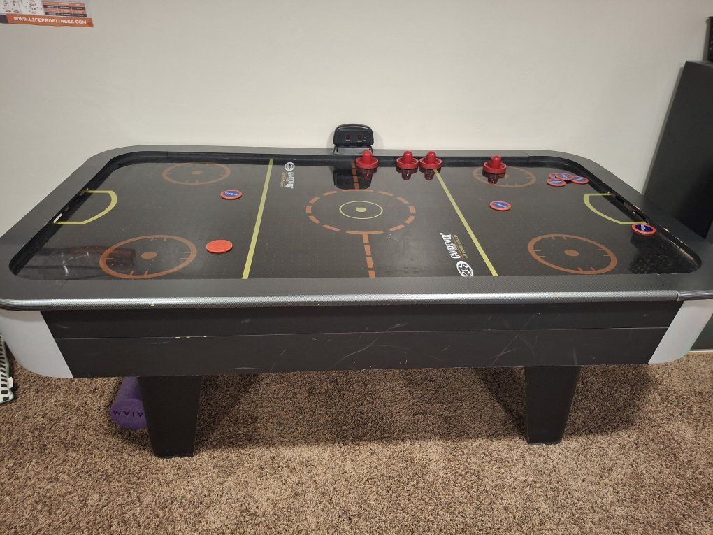 Air Hockey Table