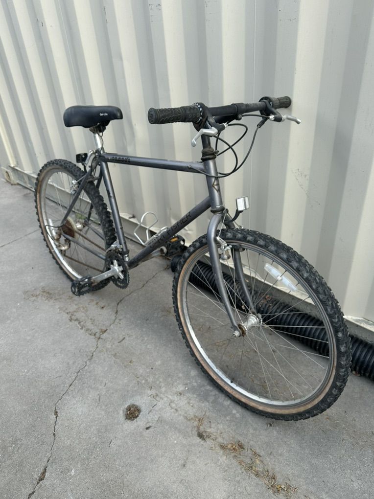 BICYLES