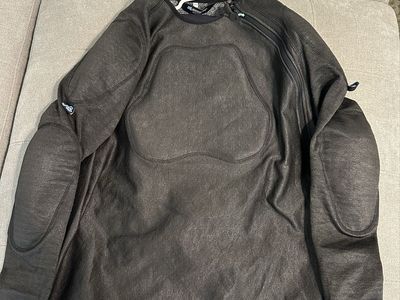 Adventure Spec Supershirt 2.0 size 2XL – Like New