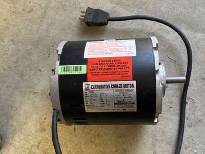 Evaporative cooler motor