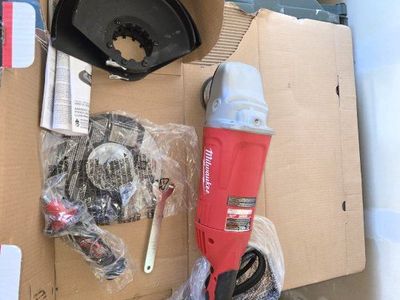 Milwaukee 6088-30 heavy duty grinder.