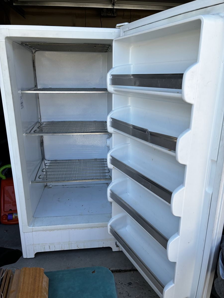 Frigidaire Freezer