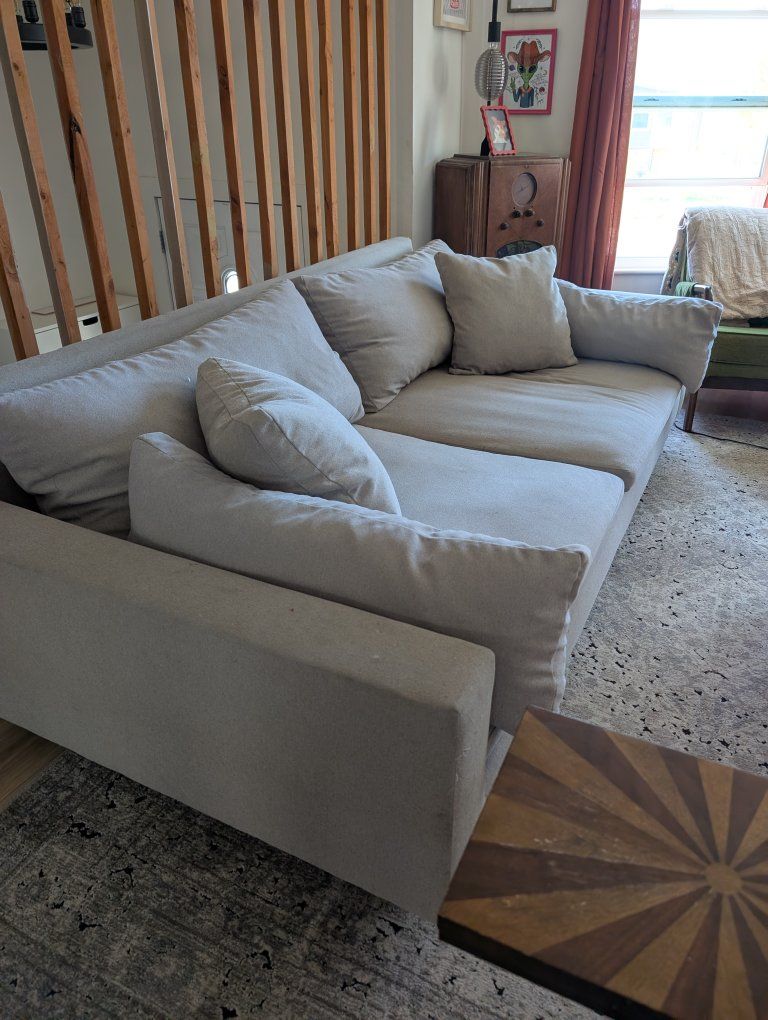 Main image 3