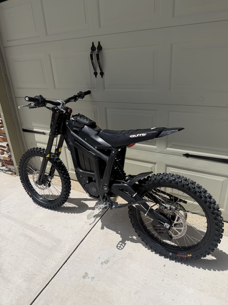 Main image 3