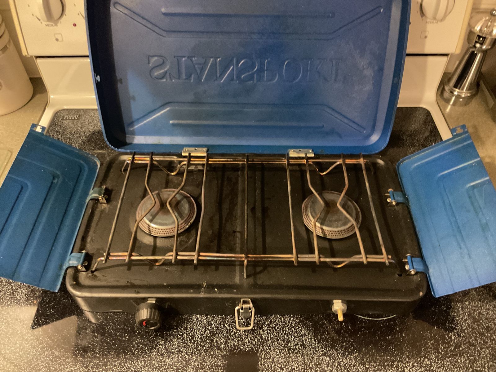 Stansport 2- Burner Prpoane Stove