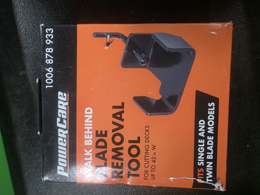 mower blade removal tool